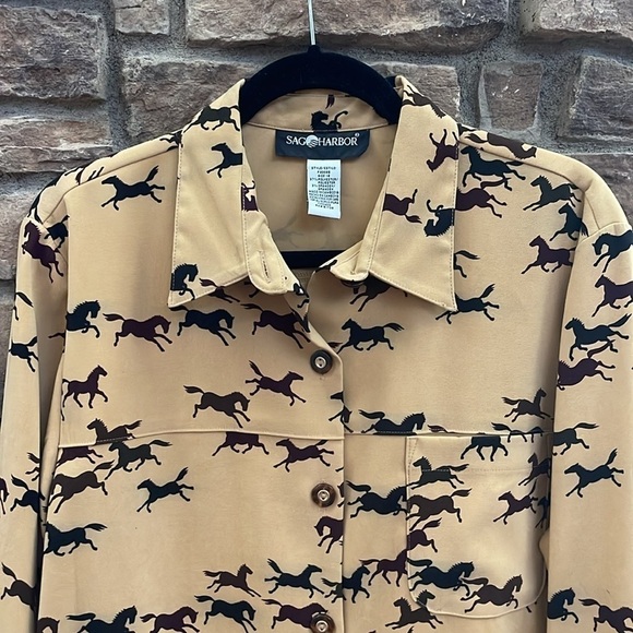 Sag Harbor tan button down shirt with brown and black horses. Size 16 - Picture 3 of 12